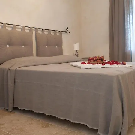Rinidia - Celso Cittadini Grande Apartment